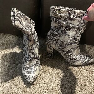 Stylish Snake Print Ankle Boots